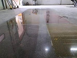 BETON RENKLENDİRME TAM PARLAK UYGULAMAMIZ